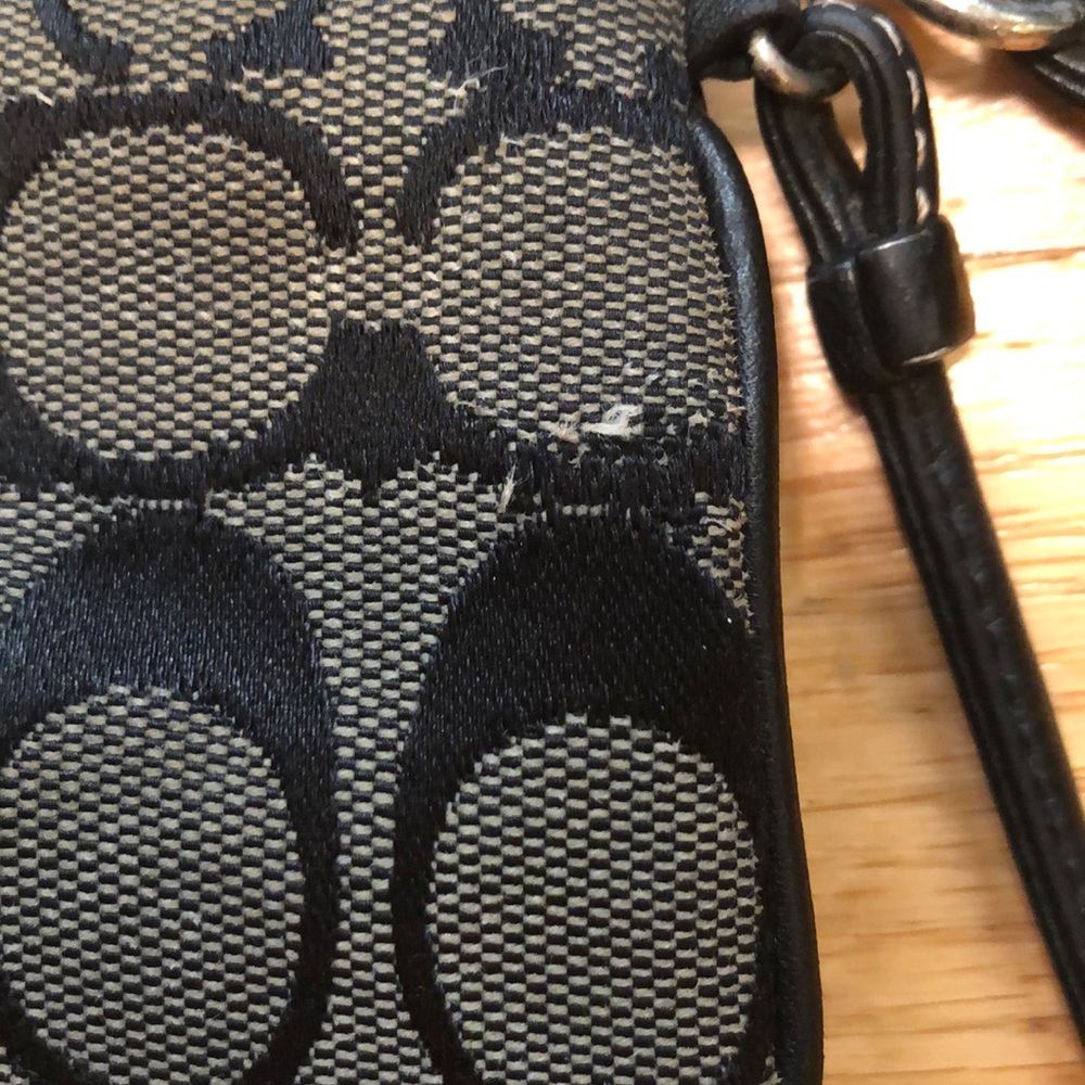COACH Signature Small Wristlet Zipper Clutch - Picture 5 of 6